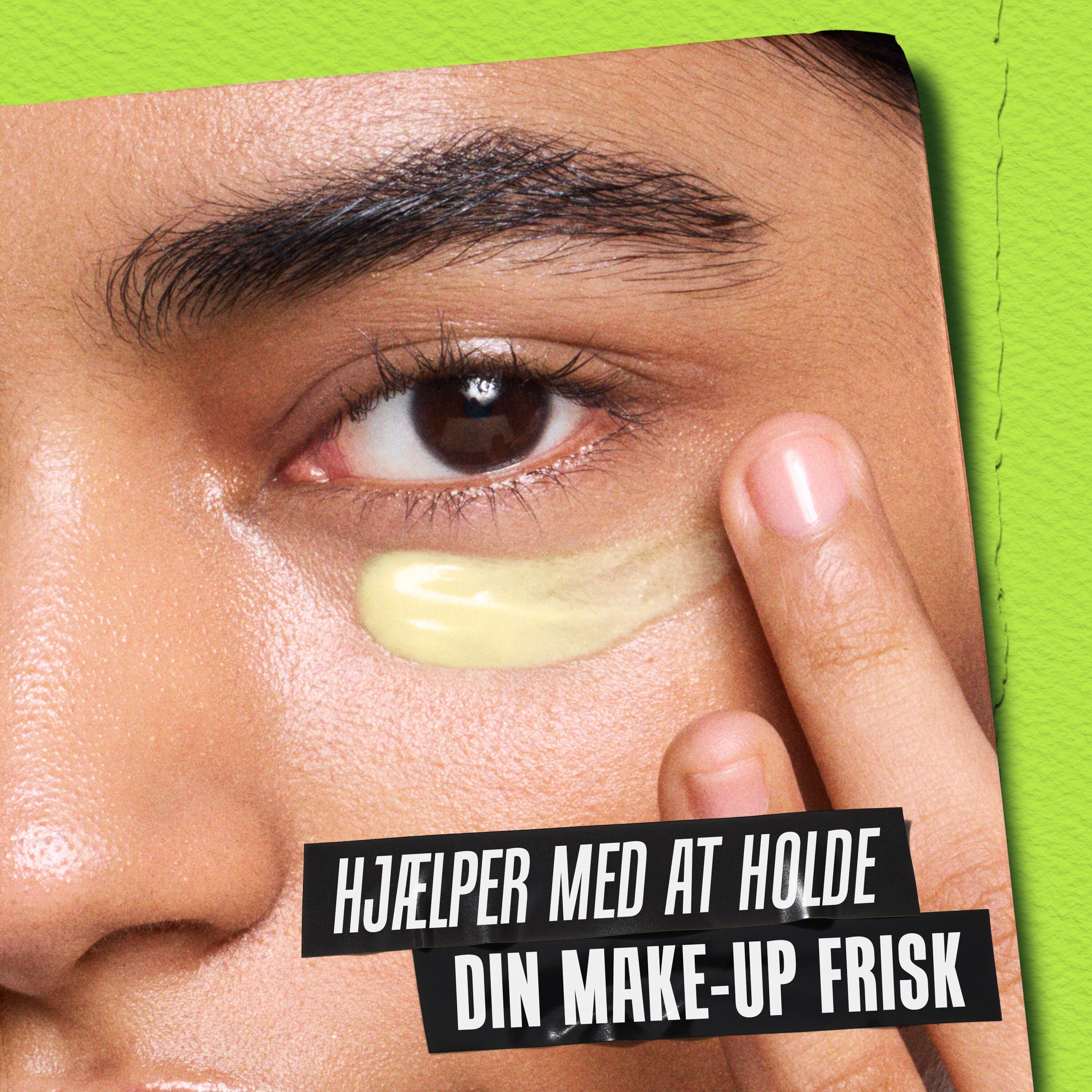 Vidste du det? Varm øjencremen op mellem fingrene for at forvandle den til et forfriskende boost af fugt.