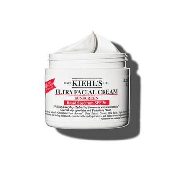 En 125 ml krukke med Kiehl's Ultra Facial Cream SPF 30 med pisket konsistens mod en hvid baggrund.