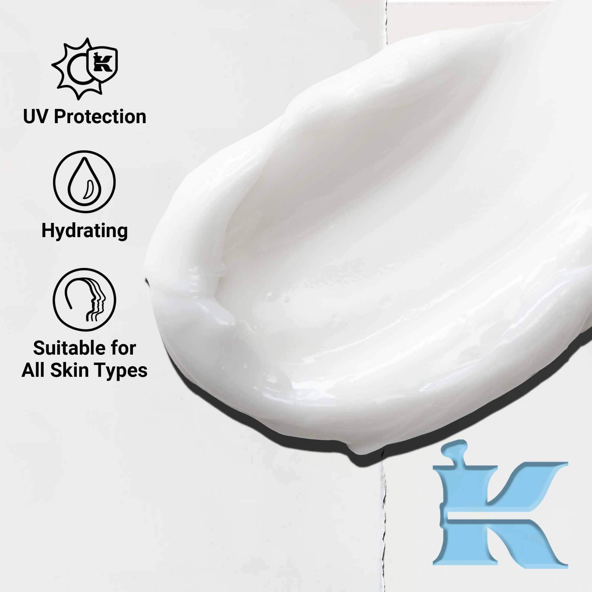 Taetbillede af Ultra Facial Cream SPF 30-konsistens, der viser en let, cremet formel. Tekst fremhaever UV-beskyttelse og fugtgivende fordele.