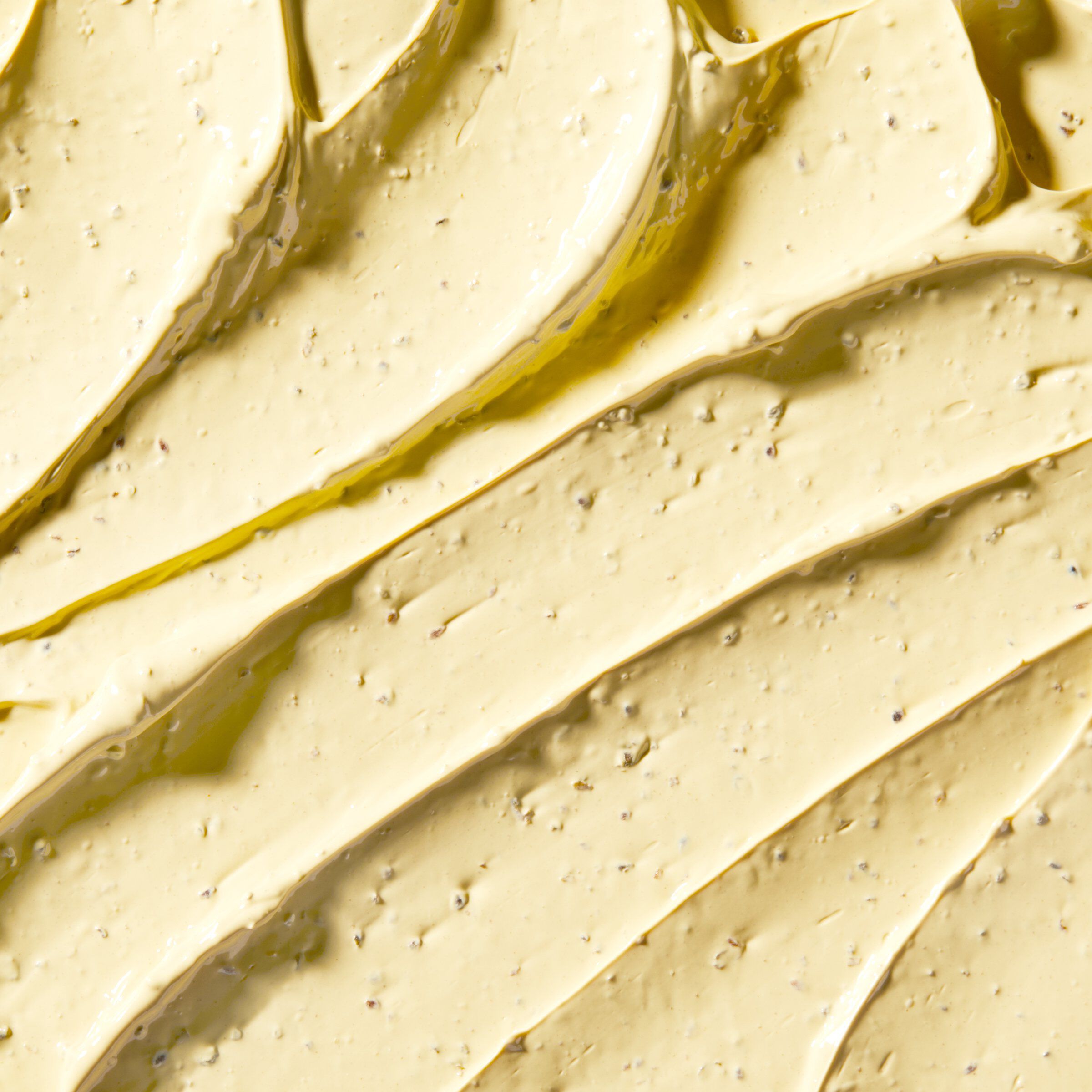 Turmeric & Cranberry Seed Energizing Radiance Masque